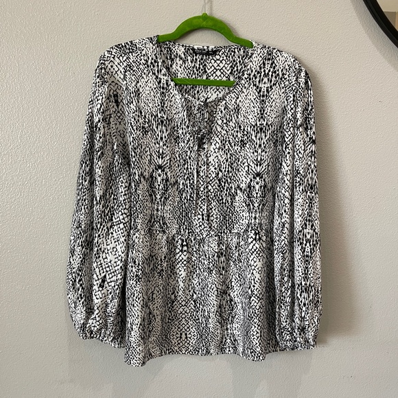 SHEIN snake print 1X babydoll tie neck top black white - Picture 2 of 7